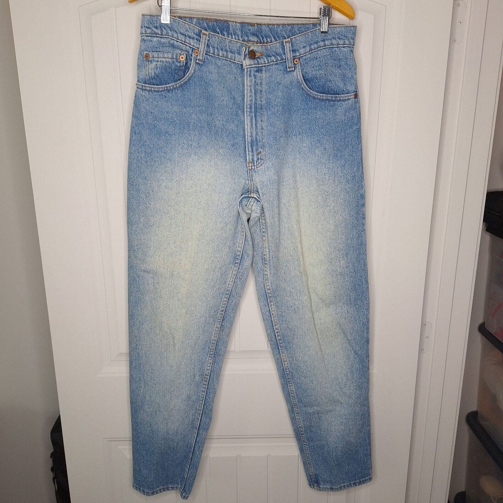 Vintage Levi's 550 Jeans Men's 36x32 Stone Wash Tapered Made in USA 2000